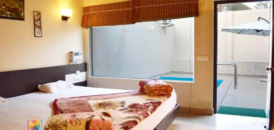 Best Luxury Resort With Pool Cottage In Jim Corbett Corbett